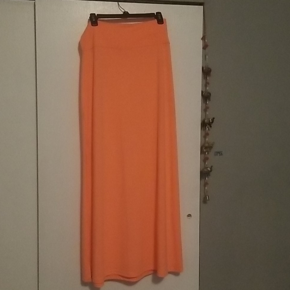 Maxi skirt